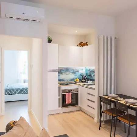 Apartament Camonia Luxury Free Parking 2km Da Bolonia