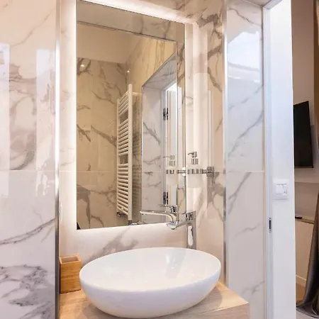 Camonia Luxury Free Parking 2km Da * Bologna