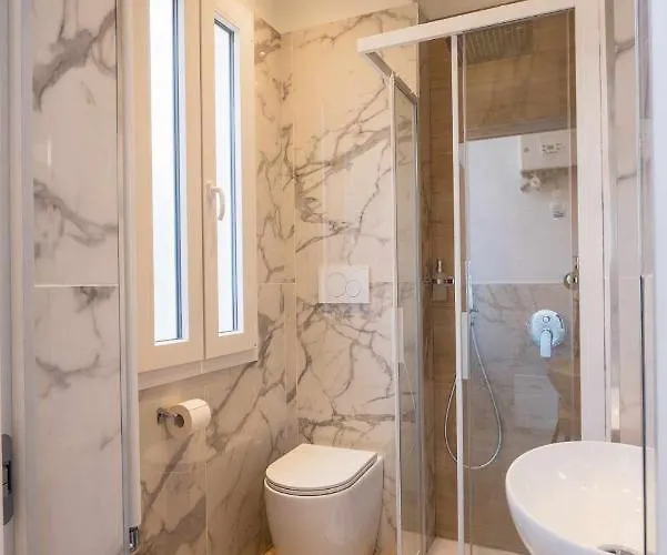 Camonia Luxury Free Parking 2km Da * Bologna