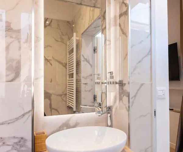 Camonia Luxury Free Parking 2km Da * בולוניה